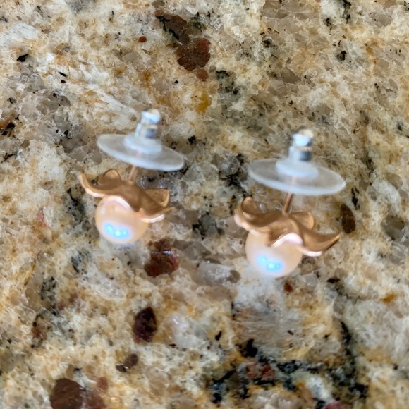 Pink Pearls and Rose gold Plumeria Design Earrings - Picture 3 of 4